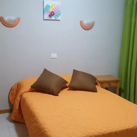 Apartamento Gladys Lägenhet *